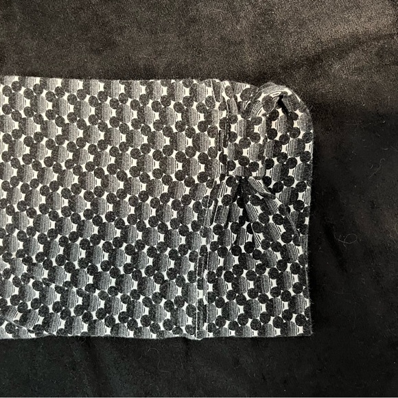 Disney Mickey Mouse Black and White Capri Knit Pants - Picture 4 of 5